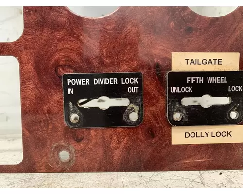 INTERNATIONAL 9900-IX Gauges (all)