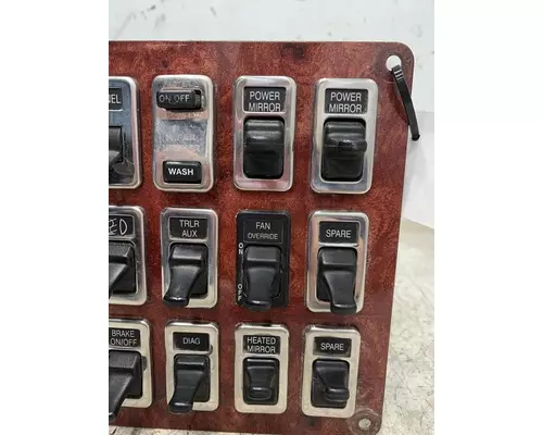 INTERNATIONAL 9900-IX Switch Panel