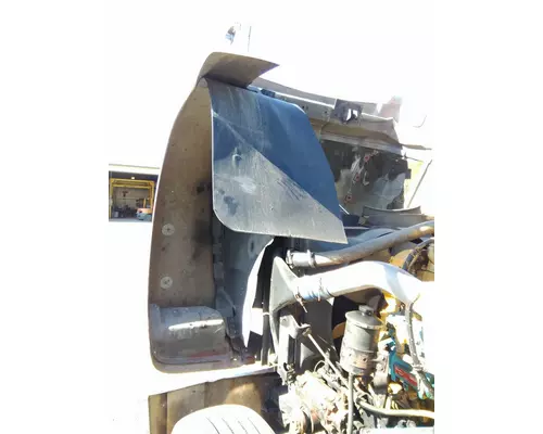 INTERNATIONAL 9900I 2000-2009 HOOD