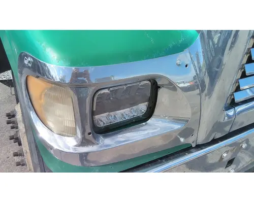 INTERNATIONAL 9900I 2000-2009 HOOD