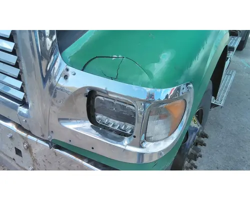 INTERNATIONAL 9900I 2000-2009 HOOD