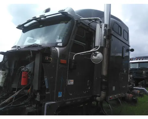 INTERNATIONAL 9900IX CAB