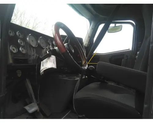 INTERNATIONAL 9900IX CAB