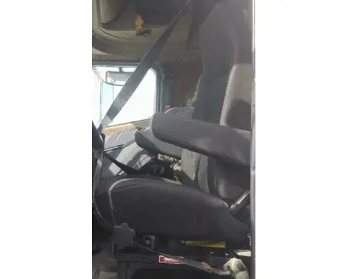 INTERNATIONAL 9900IX SEAT, FRONT