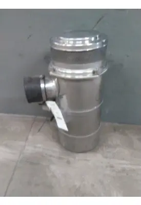 INTERNATIONAL 9900I AIR CLEANER