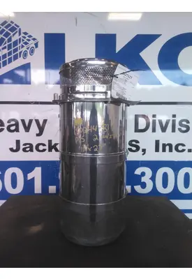 INTERNATIONAL 9900I AIR CLEANER