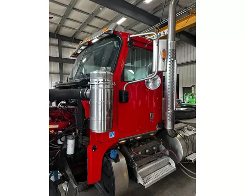 INTERNATIONAL 9900I Air Cleaner