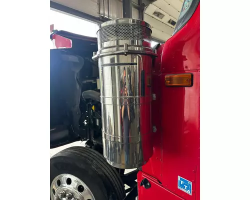INTERNATIONAL 9900I Air Cleaner
