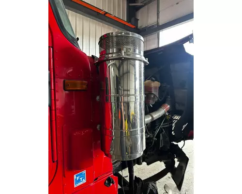 INTERNATIONAL 9900I Air Cleaner