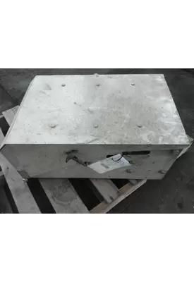 INTERNATIONAL 9900I BATTERY BOX