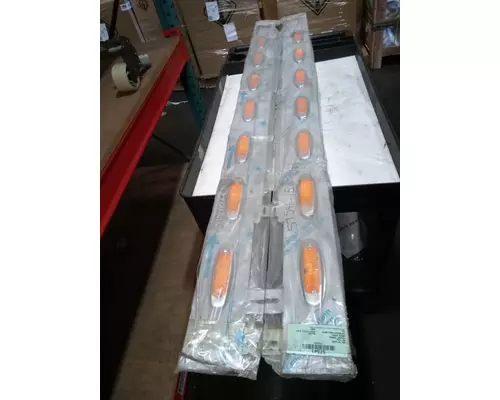 INTERNATIONAL 9900I Body Parts, Misc.