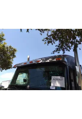 INTERNATIONAL 9900I CAB CLIP