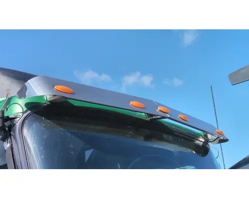 INTERNATIONAL 9900I CAB CLIP