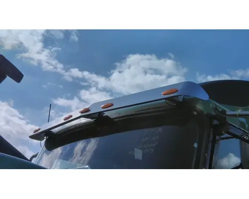 INTERNATIONAL 9900I CAB CLIP