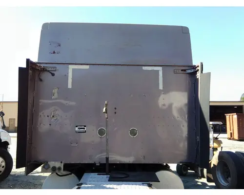 INTERNATIONAL 9900I CAB