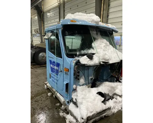 INTERNATIONAL 9900I Cab