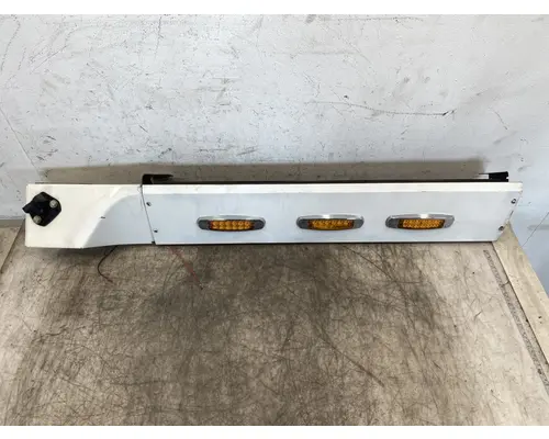 INTERNATIONAL 9900I Cab