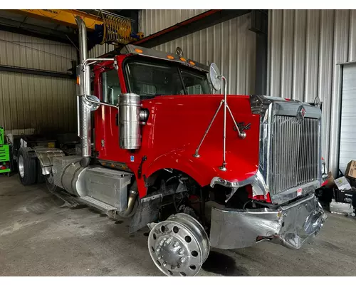 INTERNATIONAL 9900I Complete Vehicle