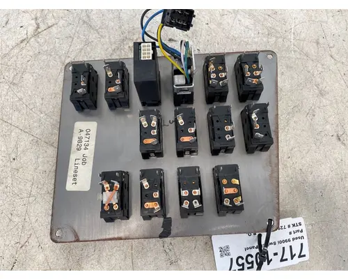 INTERNATIONAL 9900I Dash  Console Switch