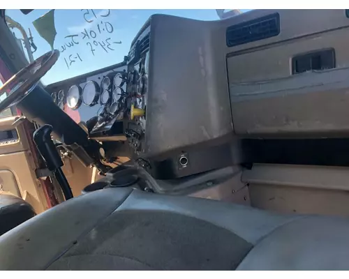 INTERNATIONAL 9900I Dash Assembly
