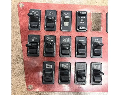 INTERNATIONAL 9900I Dash Panel