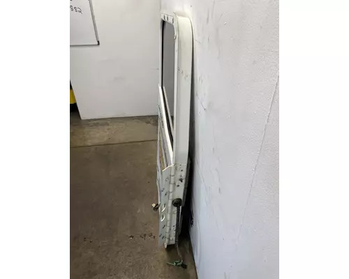 INTERNATIONAL 9900I Door Assembly, Front