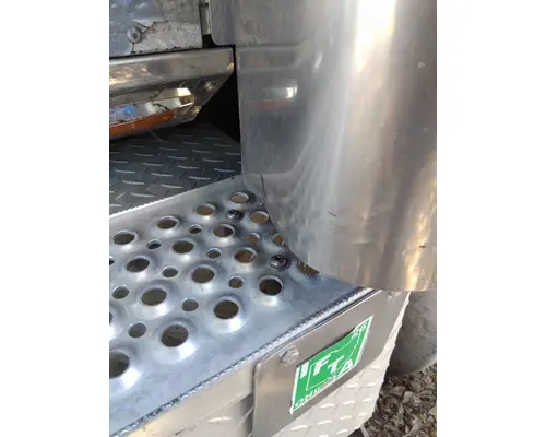 INTERNATIONAL 9900I EXHAUST COMPONENT