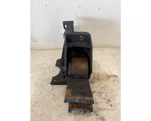 INTERNATIONAL 9900I Frame HornBumper Mount