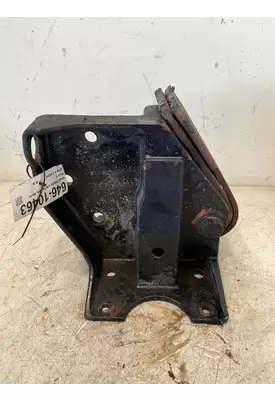 INTERNATIONAL 9900I Frame Horn