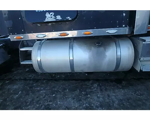 INTERNATIONAL 9900I Fuel Tank