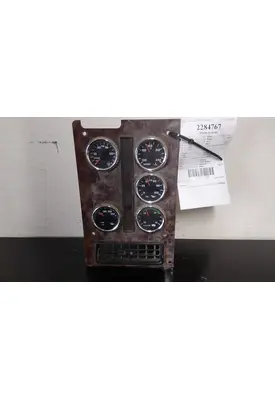 INTERNATIONAL 9900I GAUGE CLUSTER