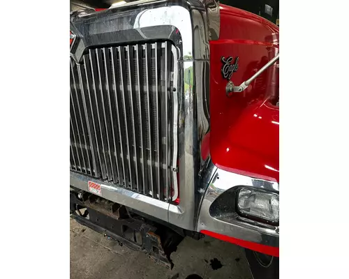 INTERNATIONAL 9900I Grille