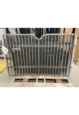 INTERNATIONAL 9900I Grille