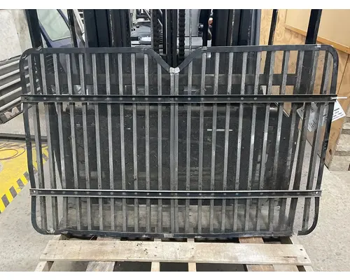 INTERNATIONAL 9900I Grille