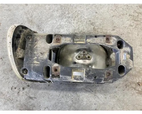 INTERNATIONAL 9900I Headlamp Assembly