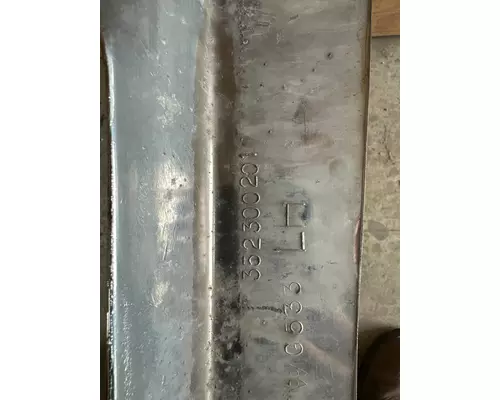 INTERNATIONAL 9900I Headlamp Assembly