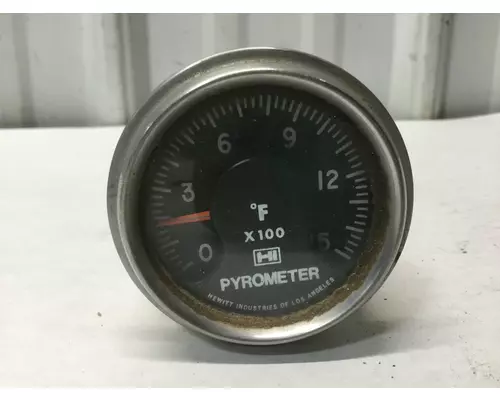 INTERNATIONAL 9900I Instrument Cluster