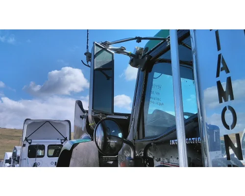 INTERNATIONAL 9900I MIRROR ASSEMBLY CABDOOR