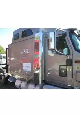 INTERNATIONAL 9900I MUFFLER SHIELD