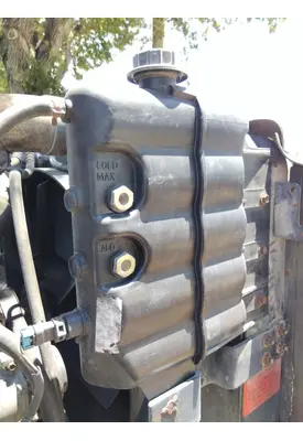 INTERNATIONAL 9900I RADIATOR OVERFLOW TANK