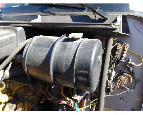INTERNATIONAL 9900I RADIATOR OVERFLOW TANK