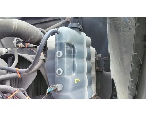 INTERNATIONAL 9900I RADIATOR OVERFLOW TANK