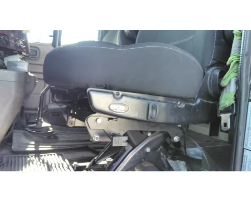 INTERNATIONAL 9900I SEAT, FRONT