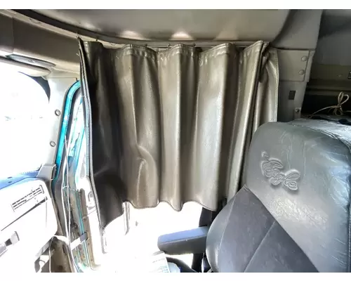 INTERNATIONAL 9900I Sleeper Curtain