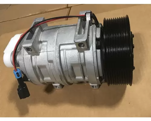 INTERNATIONAL 9900 AC Compressor