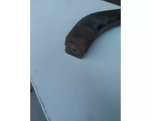 INTERNATIONAL 9900 AIR CLEANER BRACKET