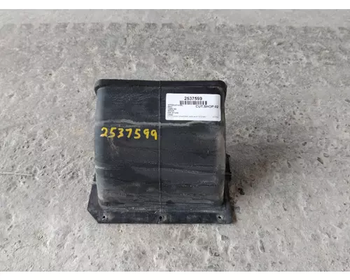 INTERNATIONAL 9900 AIR INTAKE
