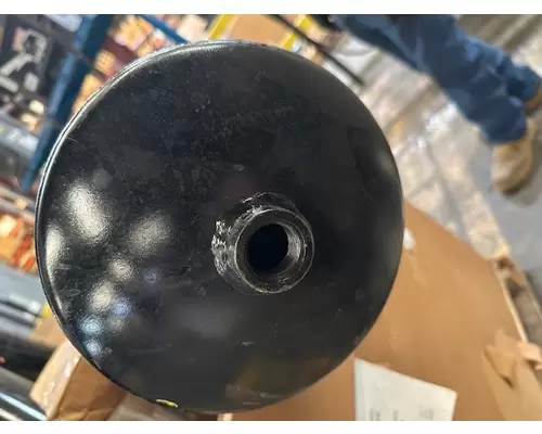 INTERNATIONAL 9900 Air Tank