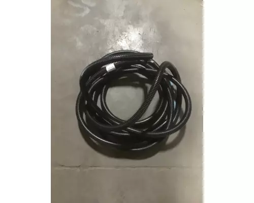 INTERNATIONAL 9900 Battery Cable