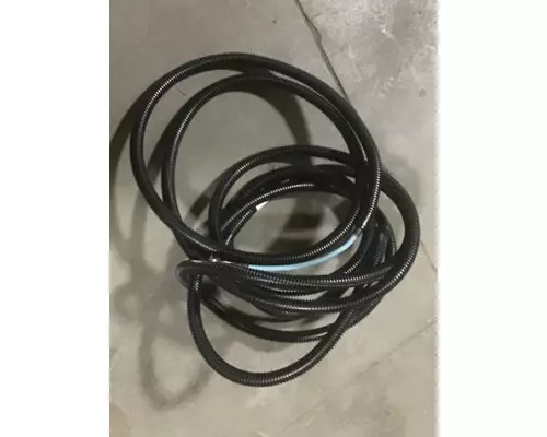 INTERNATIONAL 9900 Battery Cable